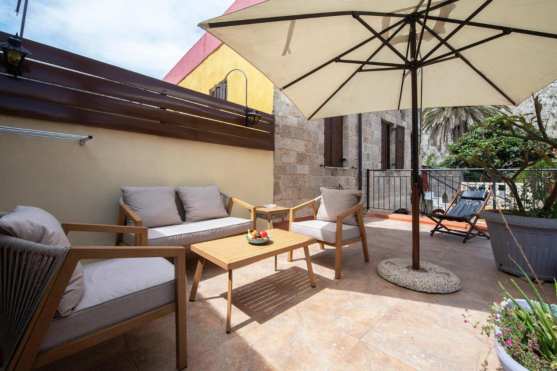 Old Town Corner Luxury Studios Rhodes City Exterior foto